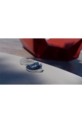 Debeszils - adidas Runfalcon 5 Viegli uzvelkamās zīdaiņu kedas ar āķīti un cilpu - Attēls 2 no 10