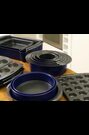 Lakeland Blue 12 Loose Based Mini Loaf Tin - Image 2 of 4