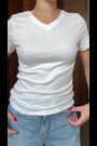 White High Vee Fitted T-Shirt - Image 2 of 3