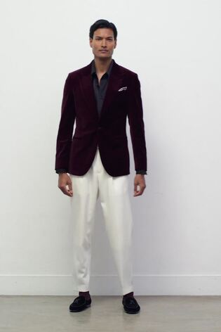 Reiss Bordeaux Apsara Single-Breasted Velvet Blazer Tailored-Fit - Image 2 of 9