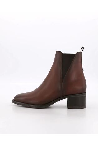 V cut ankle boots uk discount