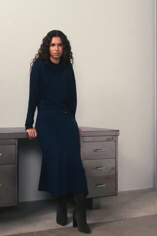 Reiss Navy Alina Compact-Knit Belted Midi Dress - Image 2 of 7
