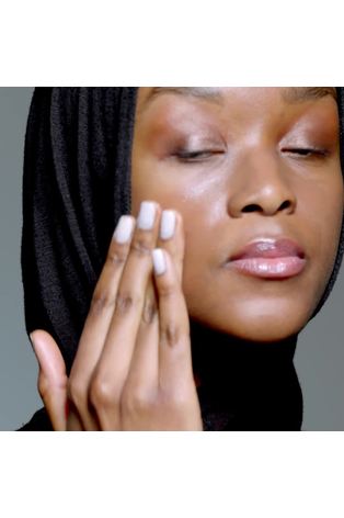 NARS Pure Radiant Tinted Moisturiser SPF 30 - Image 2 of 2