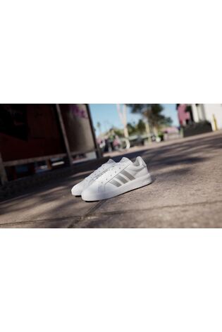 adidas White/Silver Grand Court 3.0 Junior Trainers - Image 2 of 10