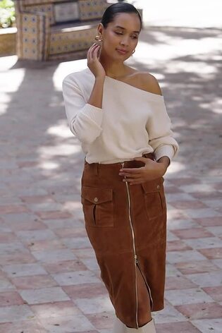 Sosandar Brown Suede Zip Front Pocket Detail Pencil Skirt - Image 2 of 6