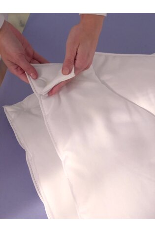 Goose Feather & Down 13.5 Tog All Season Duvet - Image 2 of 4