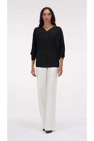 leem Black V-Neck Batwing Plisse Top - Image 2 of 5 leem Black V-Neck Batwing Plisse Top - Image 2 of 5