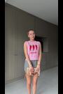 وردي زاه - Chilli Pepper Graphic Print Crew Neck Knitted Tank - صورة 2 من 8