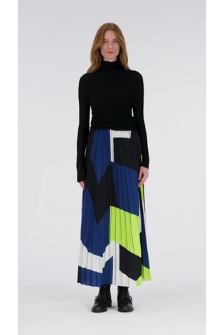 leem Black Funnel-Neck Plissé Top - Image 2 of 6 leem Black Funnel-Neck Plissé Top - Image 2 of 6