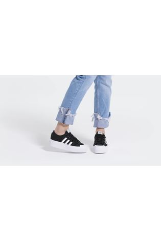Black nizza trainers deals