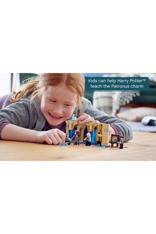LEGO Harry Potter Hogwarts Room of Requirement Set 75966 - Image 2 of 8