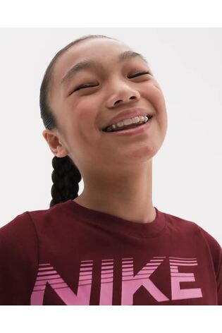 Nike Burgundy Pro Cropped T-Shirt - Image 2 of 5 Nike Burgundy Pro Cropped T-Shirt - Image 2 of 5