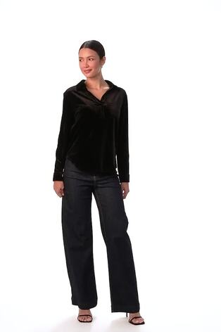 أسود - Roman Collared Velvet Stretch Shirt - صورة 2 من 6