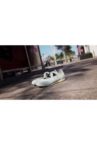 adidas White/Blue Barreda Mary Jane Junior Trainers - Image 2 of 10