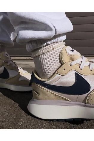 Nike Neutral/Navy Phoenix Waffle Trainers - Image 2 of 16