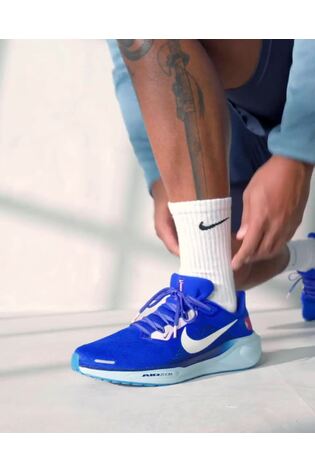 Nike Blue Pegasus Road Running Trainers - Image 2 of 5