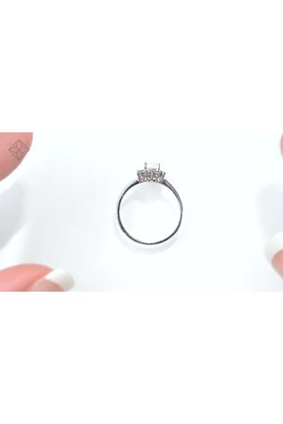 The Diamond Store 9K White Gold Opal 7 x 5mm And Diamond Ring - Image 2 of 5