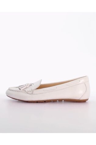 Dune London White Tassel Gilliee Driver Shoes - Image 2 of 5