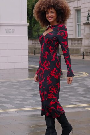Sosandar Red Baroque Print Keyhole Detail Ruched Front Midi Jersey Dress - Image 2 of 6 Sosandar Red Baroque Print Keyhole Detail Ruched Front Midi Jersey Dress - Image 2 of 6