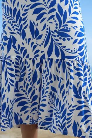 Sosandar Blue Floral Print Ruched Waist Fit & Flare Dress - Image 2 of 5