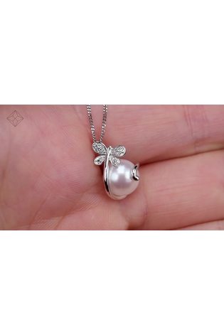 The Diamond Store 9K White Gold Button Pearl and Diamond Stellato Pendant Necklace - Image 2 of 6