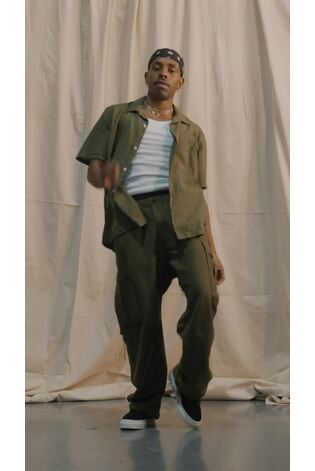 Green Linen Cotton Short Sleeve Shirt - Image 2 of 5