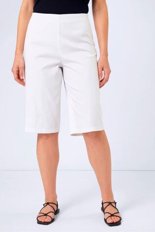 Roman White Knee Length Stretch Shorts - Image 2 of 4