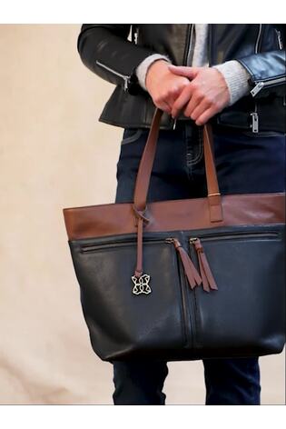 שחור - Lakeland Leather תיק סל, דגם Beetham - תמונה 2 מתוך 7