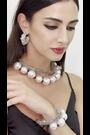 Aela Oversized Pearl White Necklace - Image 2 of 4