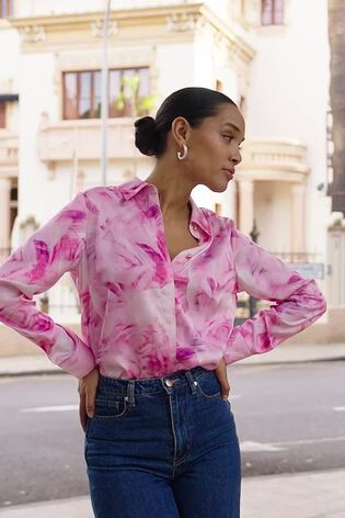 Pink tie dye deals shirt