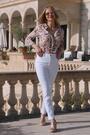 Camisa utilitaria relajada con estampado chic de Sosandar - Imagen 2 de 5