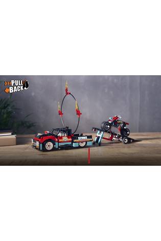 LEGO Technic Stunt Show Truck & Bike Toys Set 42106 - Image 2 of 8