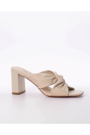 Cream - Dune London Maizing Weiche Pantoletten mit Knotendesign - Bild 2 von 6