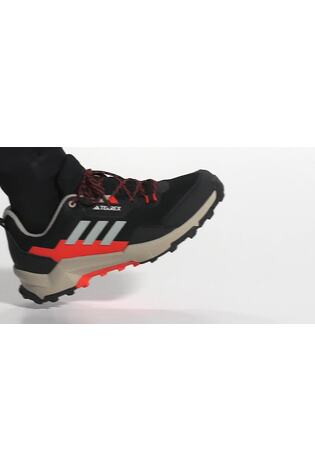 adidas Baskets de randonnée Terrex Ax4 - Image 2 de 12
