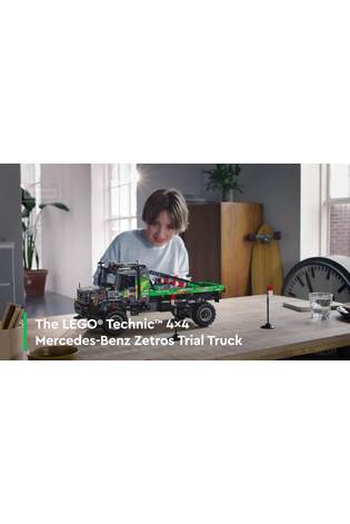 LEGO Technic 4x4 Mercedes-Benz Zetros Trial Truck Toy 42129