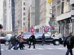 Mass Transit on 5th Avenue, Midtown Manhattan, NYC Stock Footage