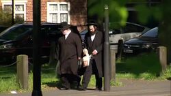 Hasidic Jews in Stamford Hill News Clip