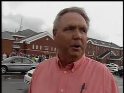 More coverage of the deadly tornado that struck an Alabama high school killing 5 students. News Clip