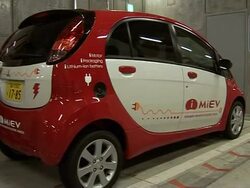 Japan races to build a zero-emission car News Clip