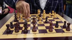 'Magical' chess board connects to the world via app News Clip