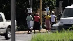 CLEAN : Mandela back in hospital with lung News Clip