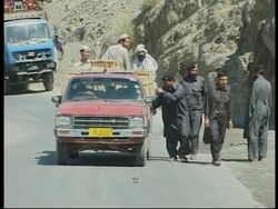 Refugees try to cross border ahead of possible US attack News Clip