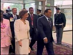 WRAP Arrivals, Ban, Mugabe, UK reax, Ahmadinejad, Mubarak News Clip