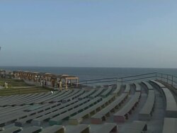 Pan left sea to somnath temple veraval gujarat Stock Footage