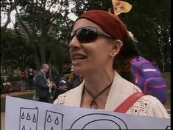 Protest against Bush's visit to the APEC summit, nine arrests Instructional Video