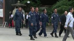 CLEAN : Japanese politicians visit Yasukuni shrine on war anniversary News Clip