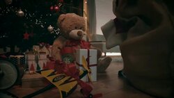 Santa Clause brings presents to familys house Stock Footage