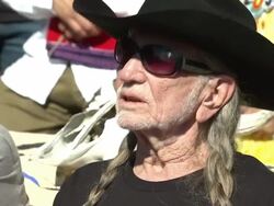 Willie Nelson speaks out against Keystone XL News Clip