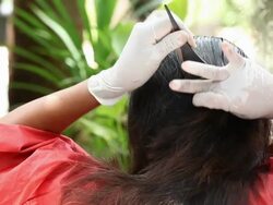 dyeing hairs Stock Footage