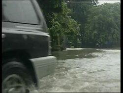 Heavy rains cause chaos in Philippines capital News Clip